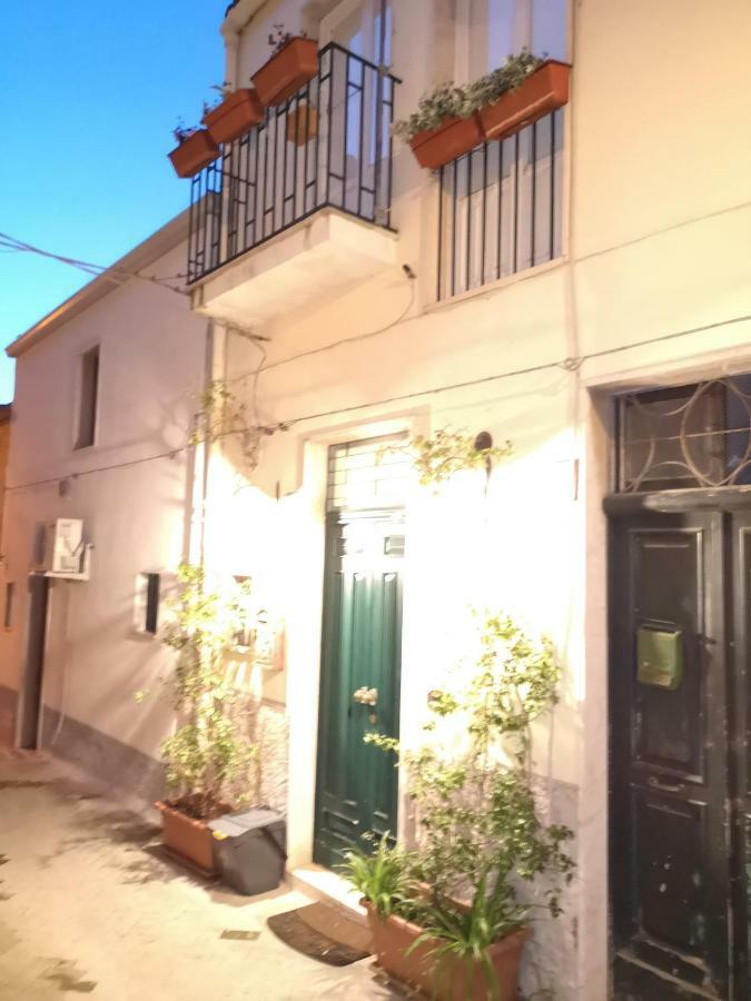 Vacanze Romantiche A Модика Экстерьер фото